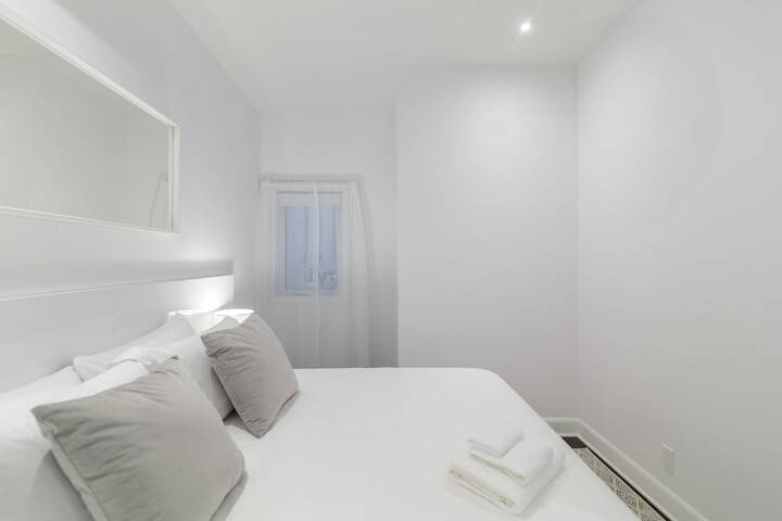 Room 150 of 197