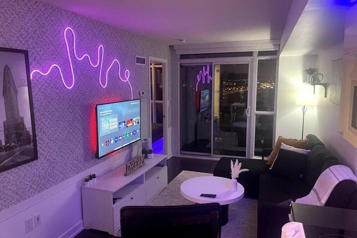 Room 46 of 70