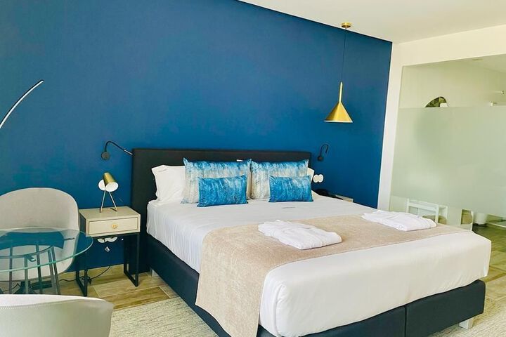 Room 7 of 22