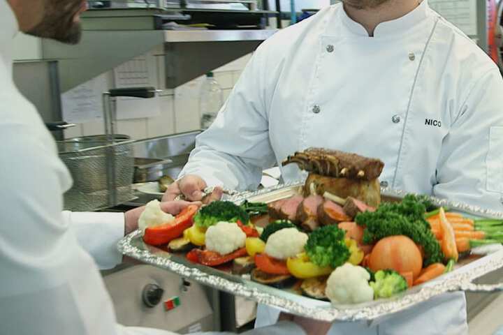 Dining 38 of 92
