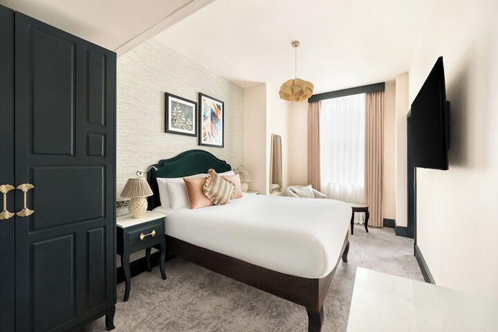 Room 21 of 88