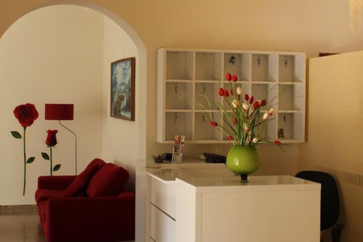 Room 20 of 34