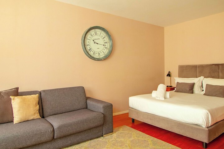 Room 26 of 70