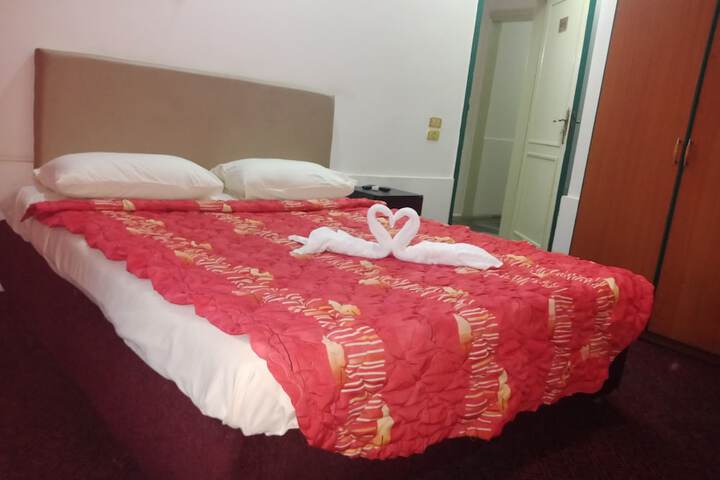 Room 21 of 46