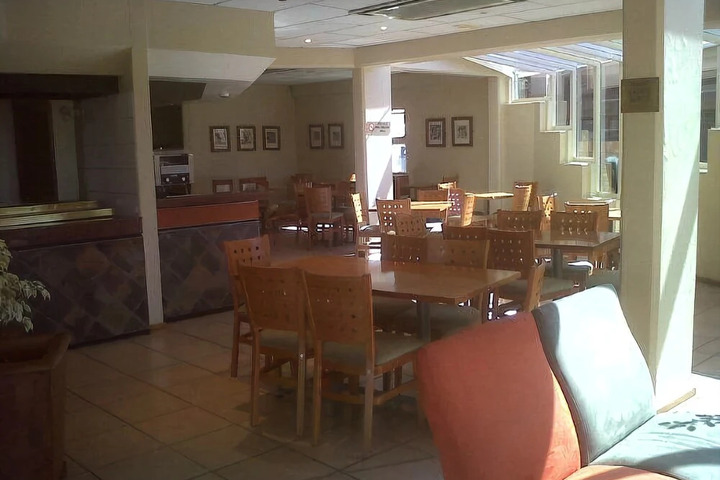 Photo 12
