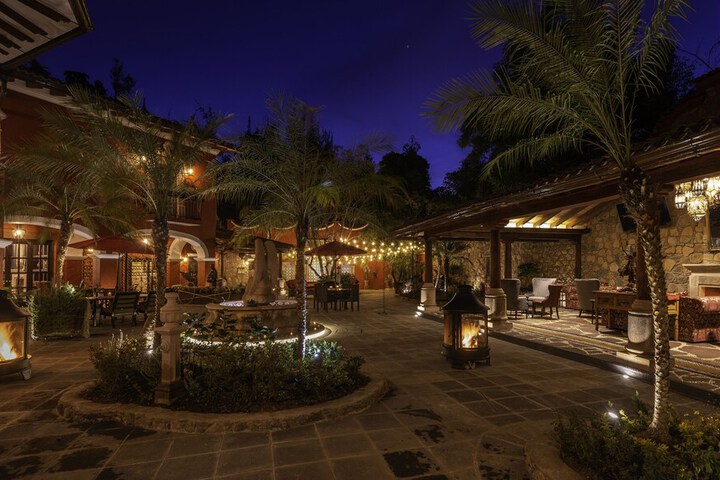 Hotel Exterior 31 of 35