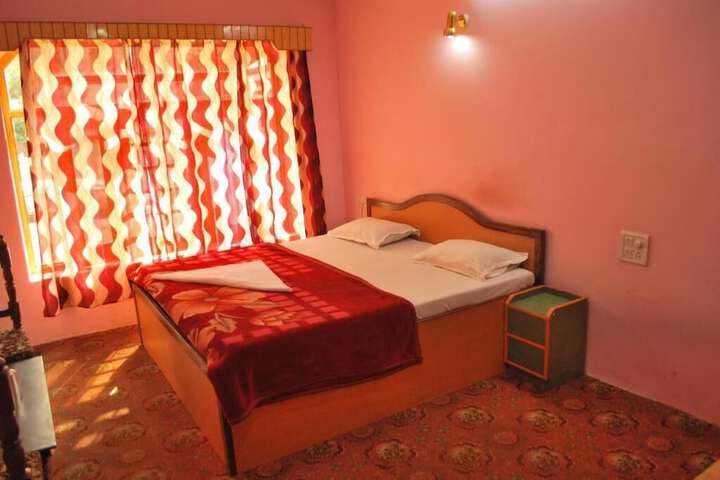 Room 15 of 61