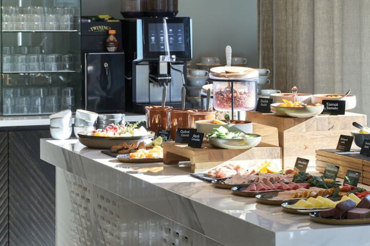 Breakfast/Coffee Service 40 of 56