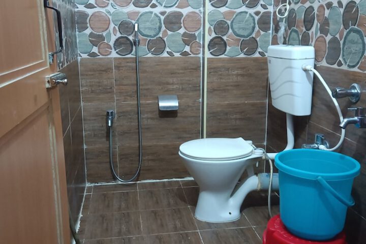 Room 15 of 23