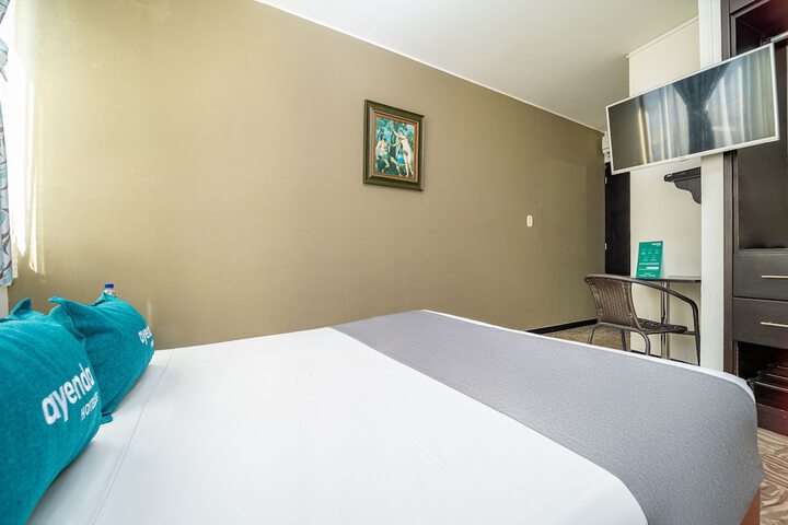 Room 9 of 30