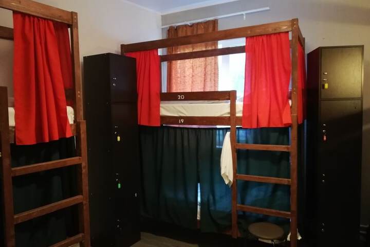 Room 10 of 25