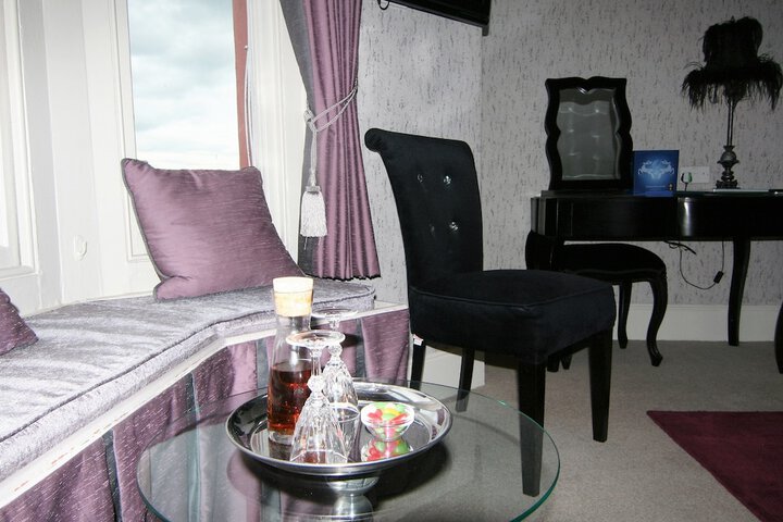 Room 25 of 72