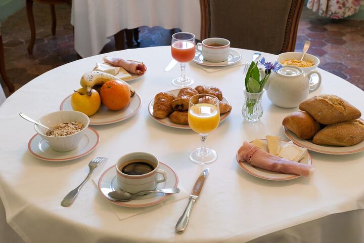Breakfast/Coffee Service 43 of 54