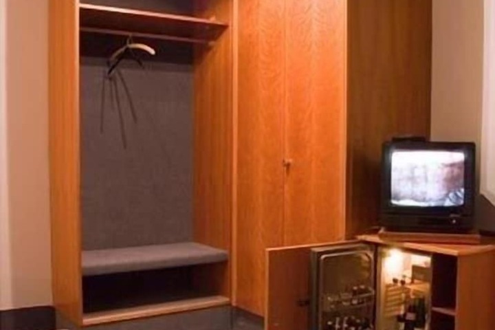 Room 7 of 20