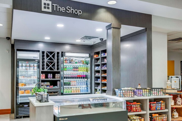 Snack bar