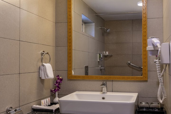 Clean Restrooms