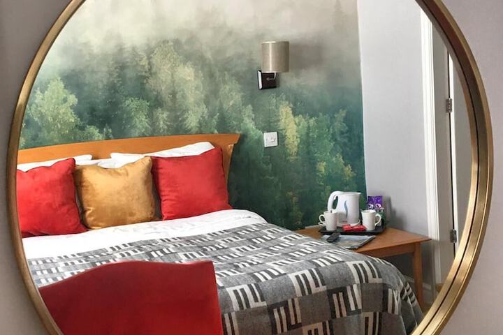 Room 14 of 60