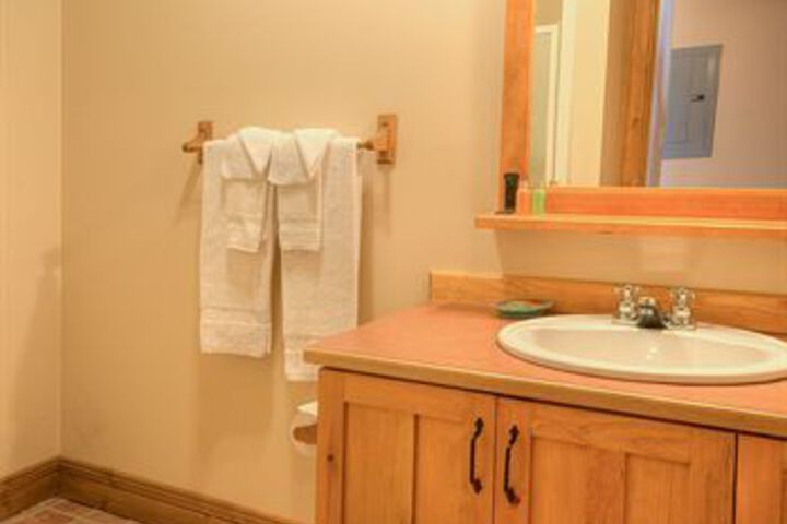 Room 6 of 26