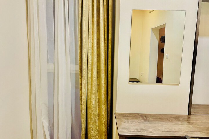 Room 73 of 146