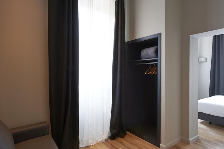 Room 14 of 62