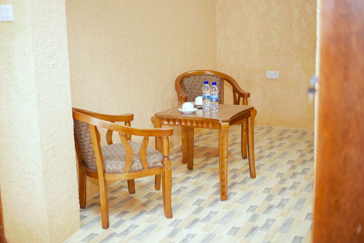 Room 25 of 49