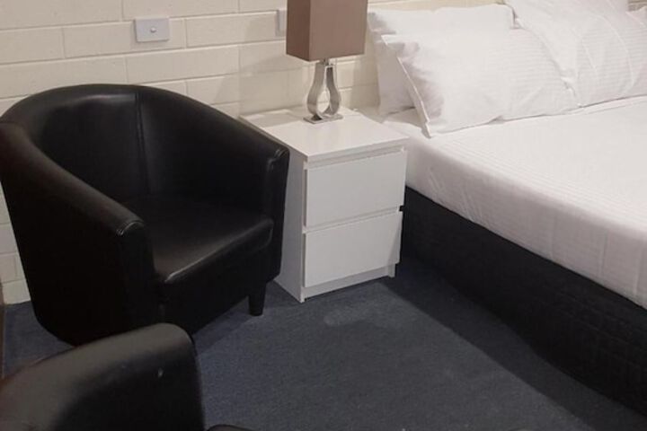 Room 12 of 21