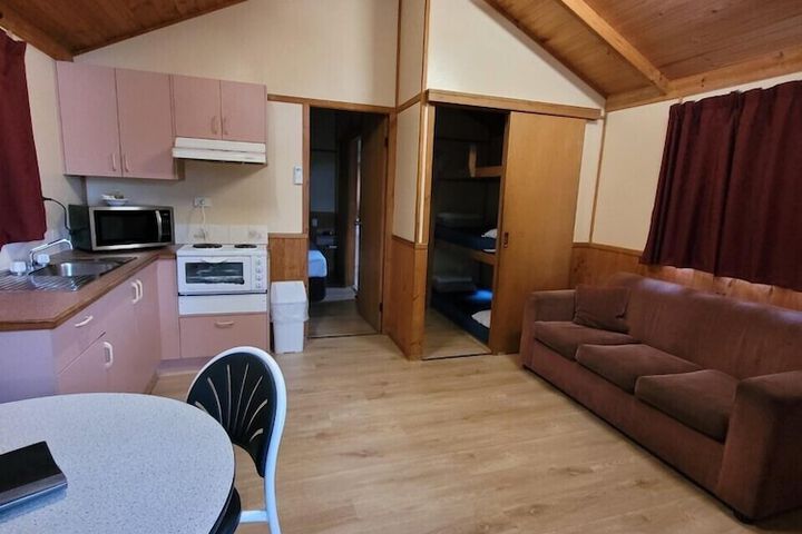 Room 42 of 76