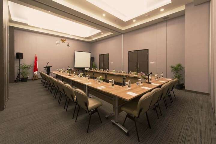 Meeting 25 of 32