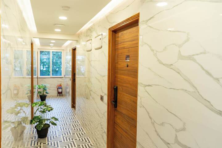 Hotel Interior 7 of 33