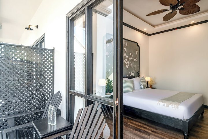 Room 21 of 60