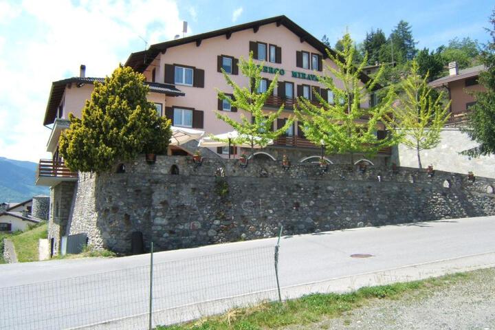 Hotel Ristorante Miravalle