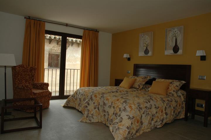 Room 33 of 69