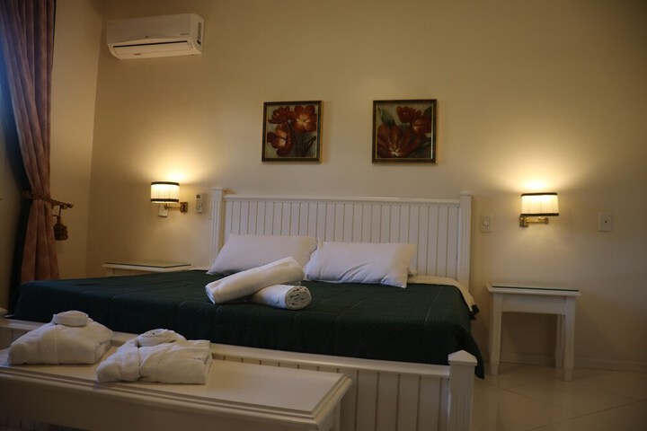 Room 27 of 127
