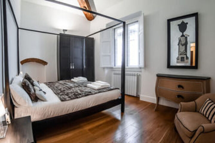 Room 49 of 161