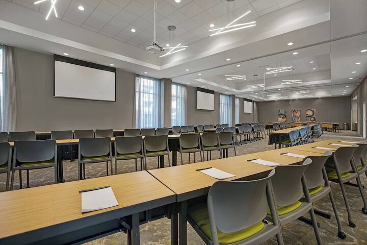 Meeting facility
