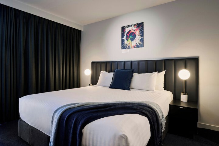 Room 13 of 68
