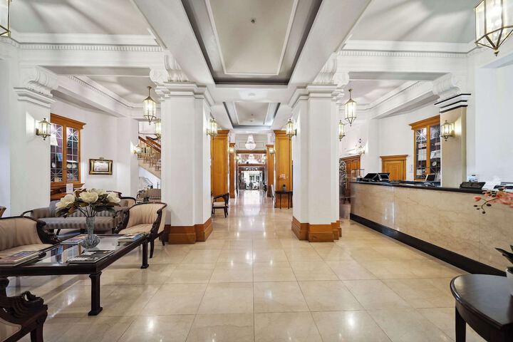 Hotel Interior 6 of 79