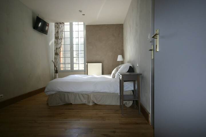 Room 5 of 67