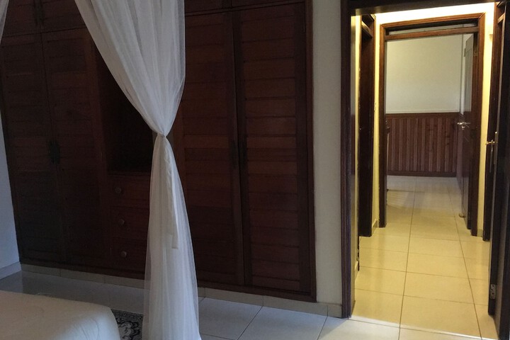Room 12 of 130