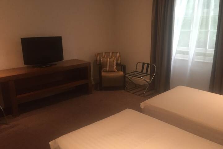 Room 19 of 85