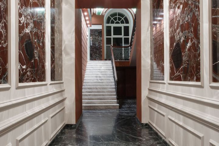 Hotel 79 of 83