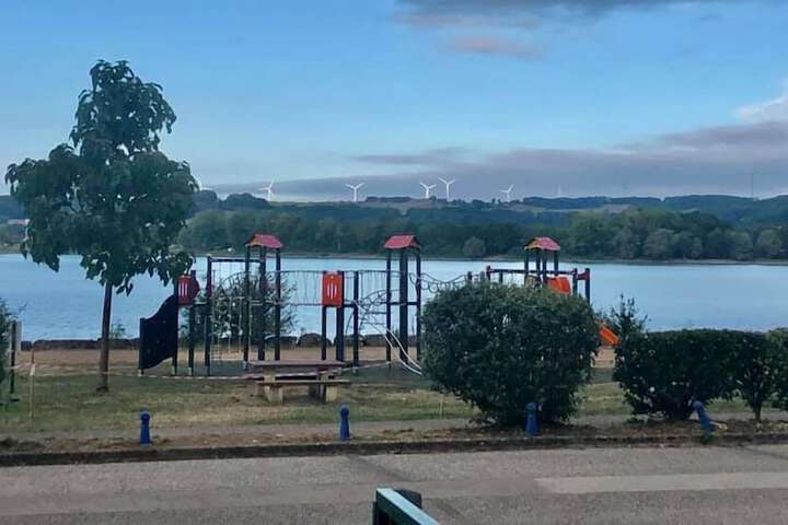 Children's play area - outdoor