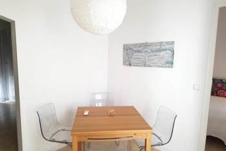 Dining 2 of 12
