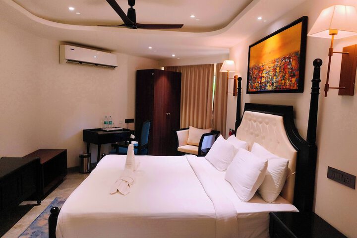 Room 19 of 77