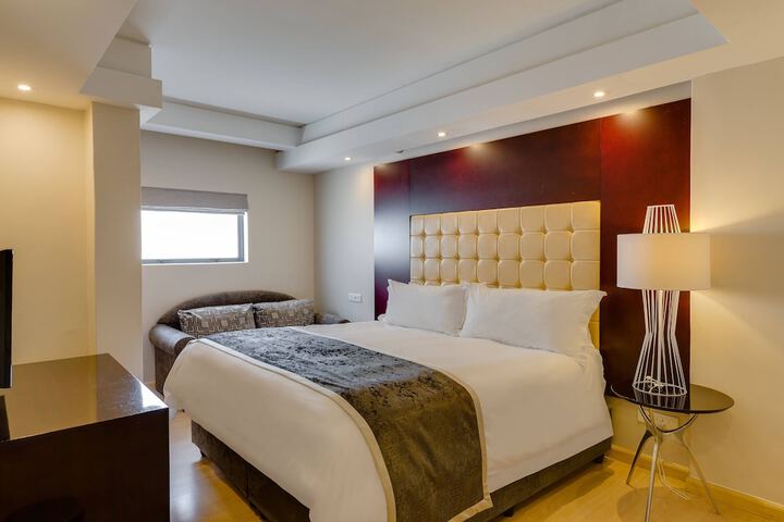 Room 16 of 145