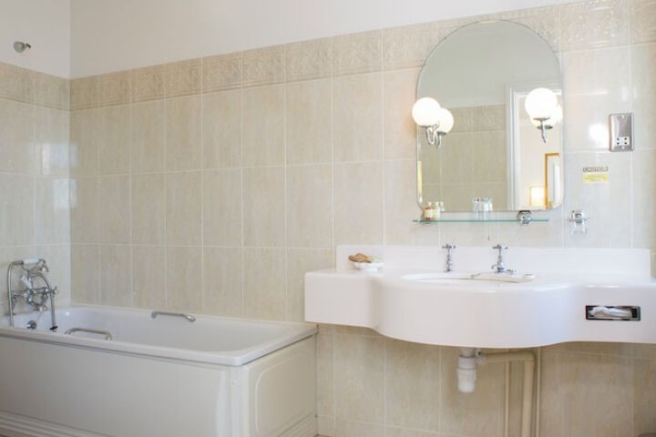 Bath Interior