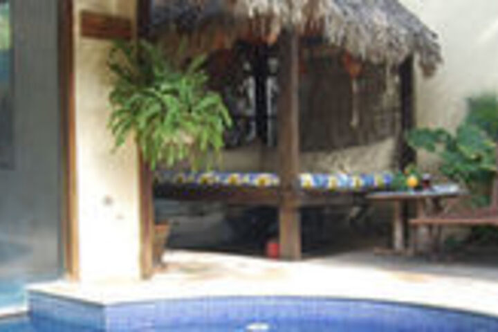 Pool 25 of 29
