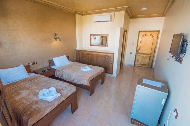 Room 3 of 13