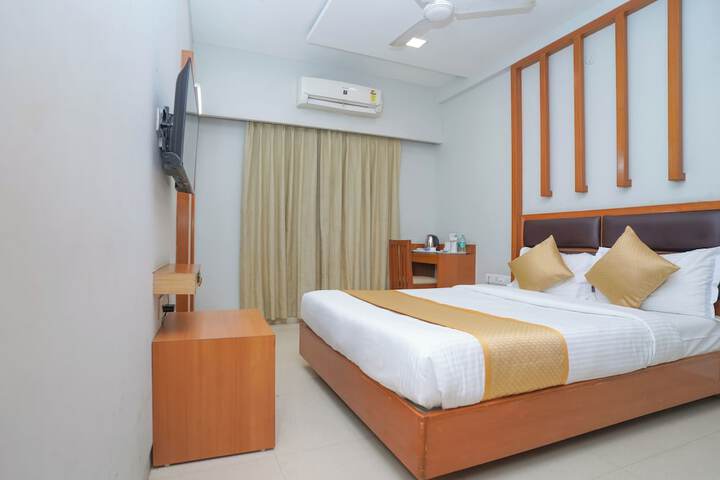 Room 5 of 35