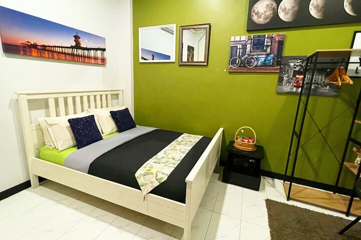 Room 26 of 68